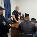 ​Командир військової частини з Рівного змушував підлеглих будувати йому хату – ДБР