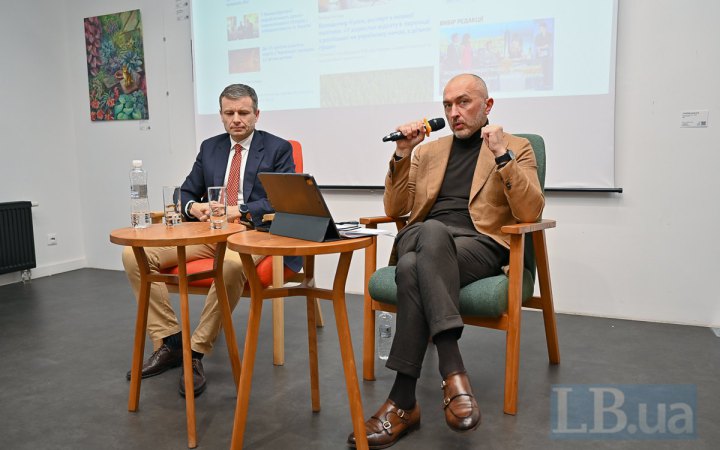 Нова країна репортаж з публічного інтервю Марченка і Пишного