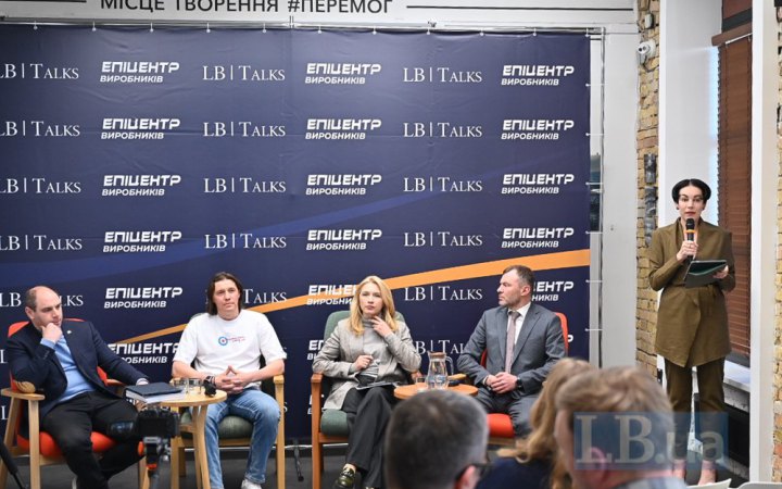 Як проблеми бронювання і кадрів вирішує держава і що каже бізнес