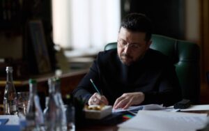 Підписані закони про інвестспори музей і перевезення з Марокко
