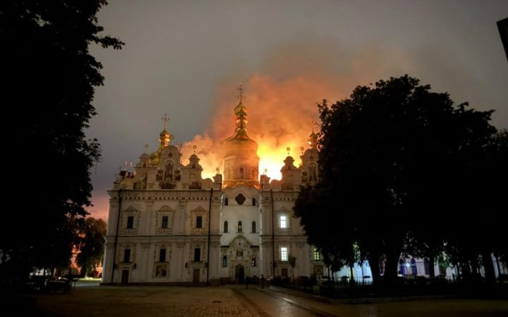 ПриватБанк виділив 2 млн грн на відновлення Києво-Печерської лаври