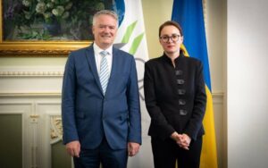 Україна оновила запит на членство в ОЕСР