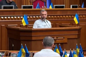 Левус склав присягу нардепа – Главком