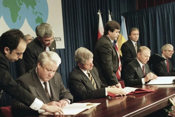 Україна могла зберегти ядерну зброю? Екснардеп пояснив, що пішло не так