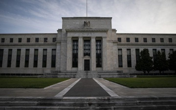 ФРС США вперше за другий термін Трампа підвищила ставку
